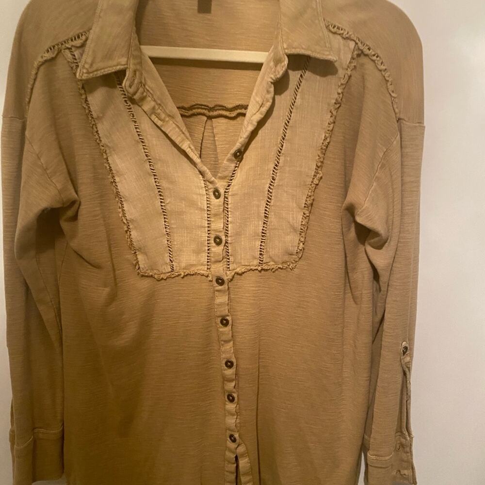 Pilcro Anthropologie Women's Tan Button-Up Top BOHO Bola Coastal Cowfirl